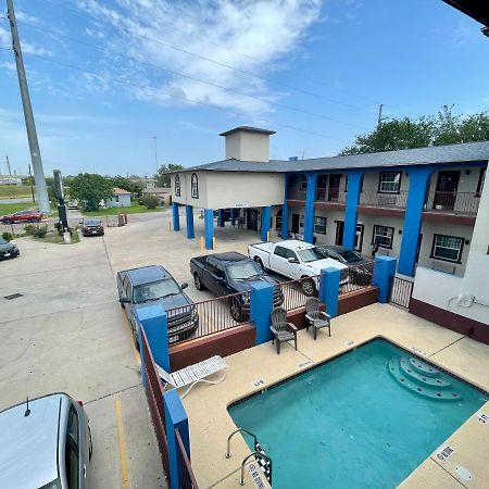 Airport Inn & Suites Corpus Christi Exteriör bild