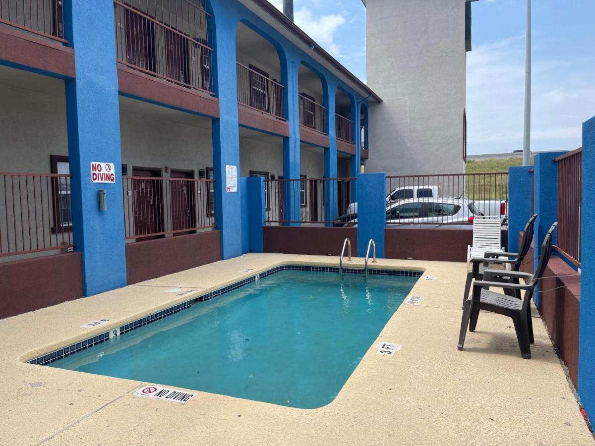 Airport Inn & Suites Corpus Christi Exteriör bild